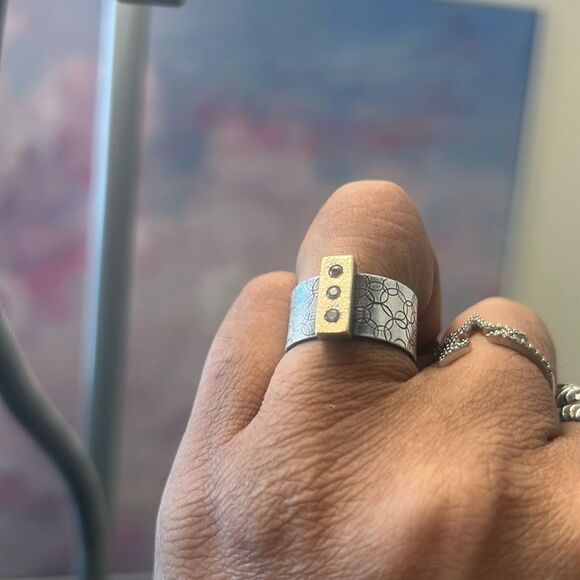 Sterling Silver and 18K Gold Geometric Ring with small diamonds - Picture 1 of 5
